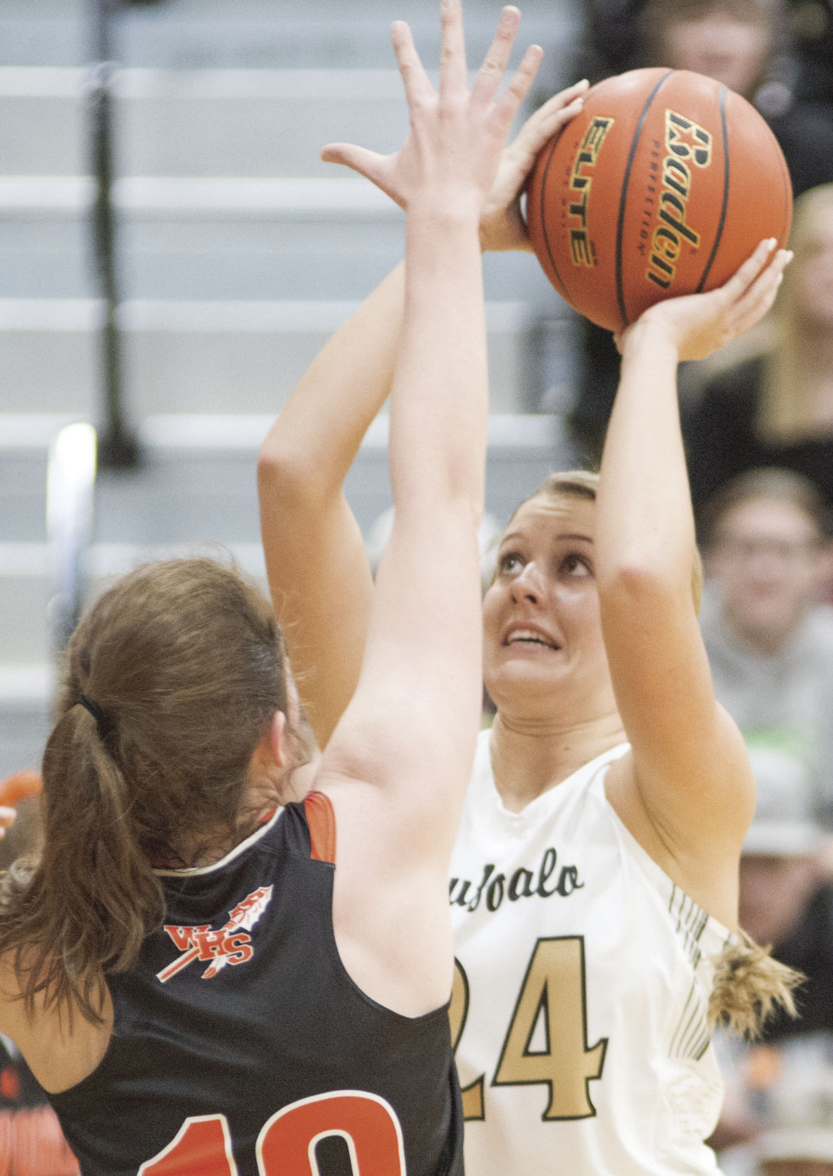 Lady Bison whip Worland 2